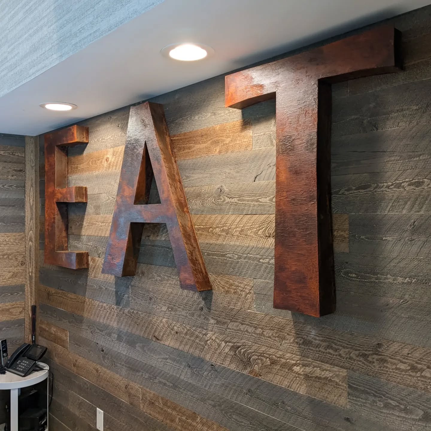 Rust painted dimensional sign for @fusionsignanddesign. Installed at the Green Valley Smokehouse and Oyster Bar. Aluminum letters painted with @modernmastersinc rust paint.
#bartonsignfab #coloradosigncompany #buildingourlegacy #smallbusiness #signfabrication #signinstallation #makermatt #familybusiness #makersgonnamake